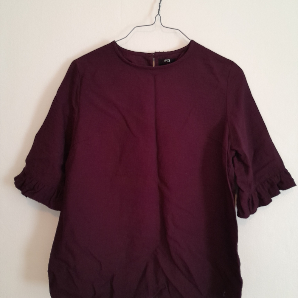Purple Blouse with Elegant Ruffle Sleeves